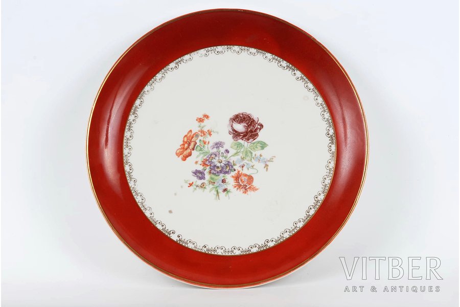 wall plate, Flowers, Rīga porcelain factory, Riga (Latvia), USSR, the 50ies of 20th cent., 27.5 cm