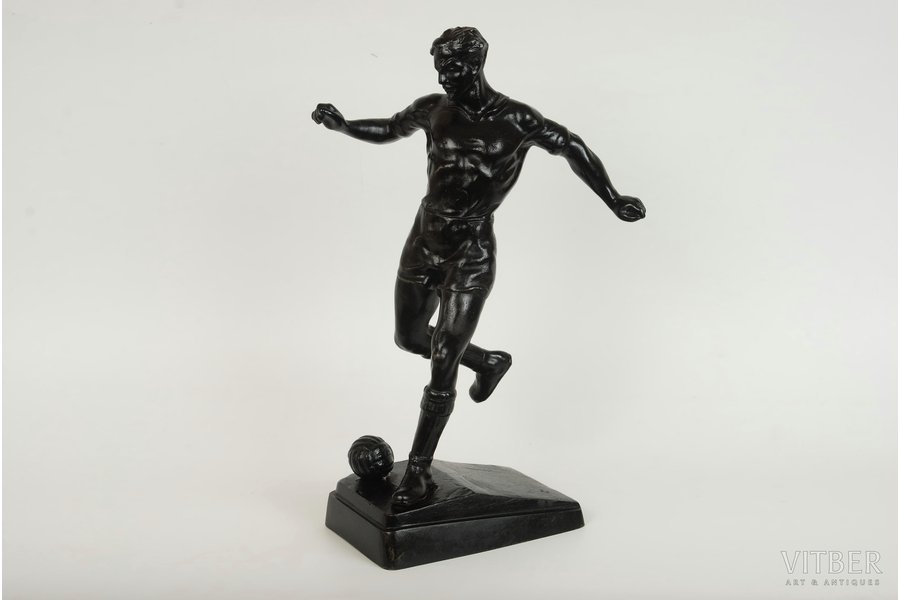 figurine, Football player, cast iron, 27 cm, weight ~1700 g., USSR, Kasli, 1963