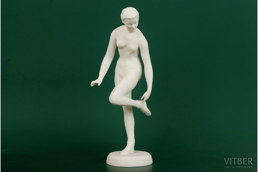 statuete, Ģimnaste, biskvīts, Rīga (Latvija), PSRS, Rīgas porcelāna rūpnīca, 26 cm