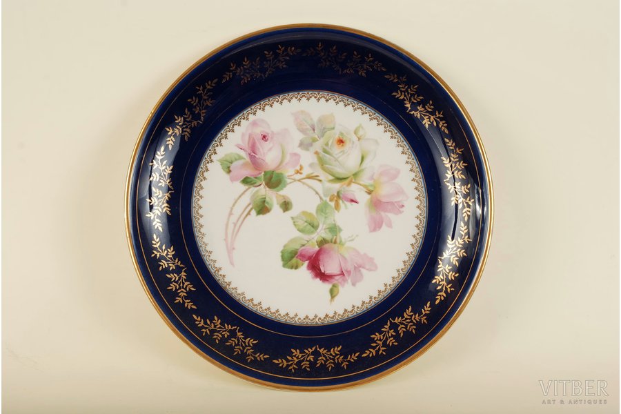 wall plate, Roses, decal, Rīga porcelain factory, Riga (Latvia), USSR, the 60ies of 20th cent., 27 cm, 2nd rate