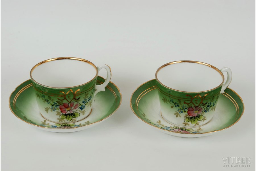 tea pair, 2 psc., M.S. Kuznetsov manufactory, Russia, the beginning of the 20th cent., 14 cm