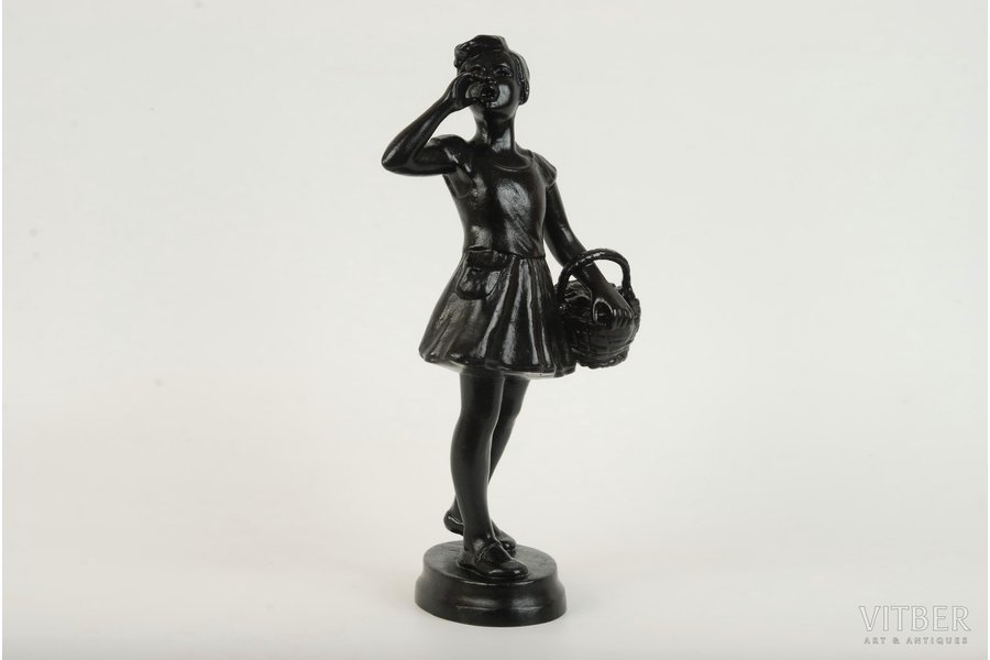 figurine, Lost, cast iron, 22 cm, USSR, Kasli, 1966