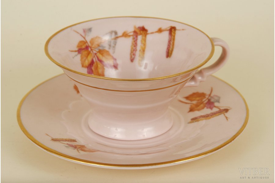 tea pair, M.S. Kuznetsov manufactory, Riga (Latvia), the 30ties of 20th cent., cup's height 4 cm, saucer's diameter 11 cm