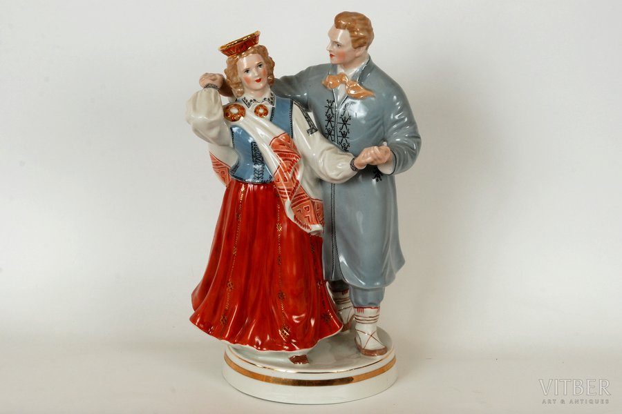 figurine, Folk dance, porcelain, Riga (Latvia), USSR, Riga porcelain factory, molder - Zina Ulste, the 50ies of 20th cent., 32.5 cm, highest class