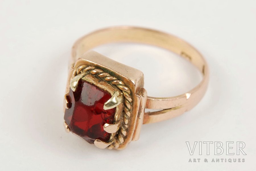 gold, 56 standard, 4.75 g., the size of the ring ~19, the beginning of the 20th cent., Russia