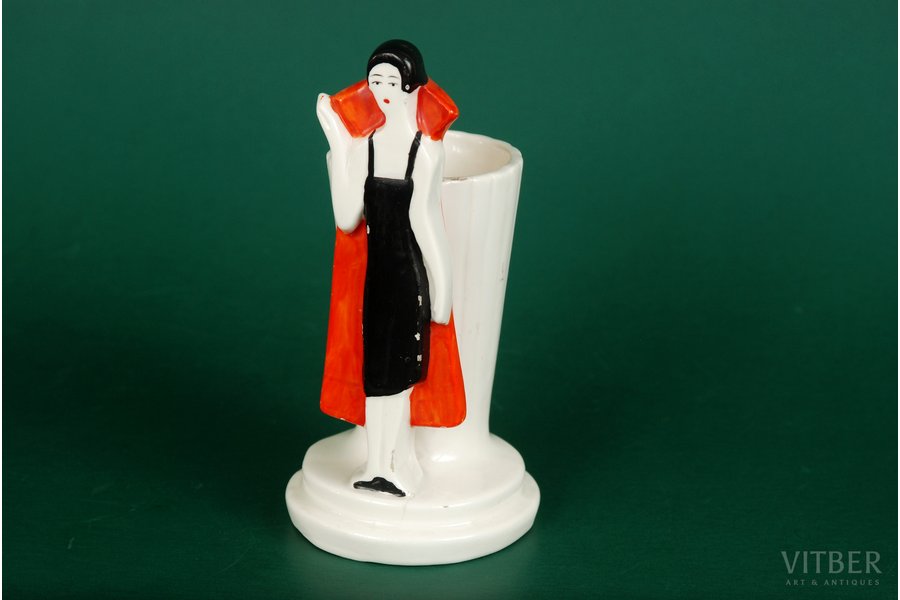 ваза, Ваза с фигурой, г.Кобург, арт-деко, Германия, 1930 г., 12 см