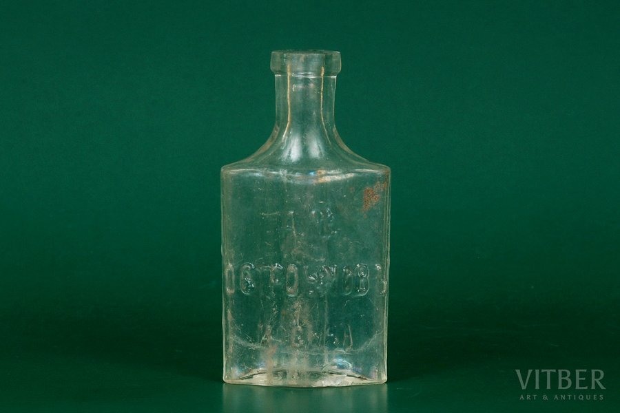 бутылка, А. М. Остроумовъ, Москва, начало 20-го века, 10.5 см