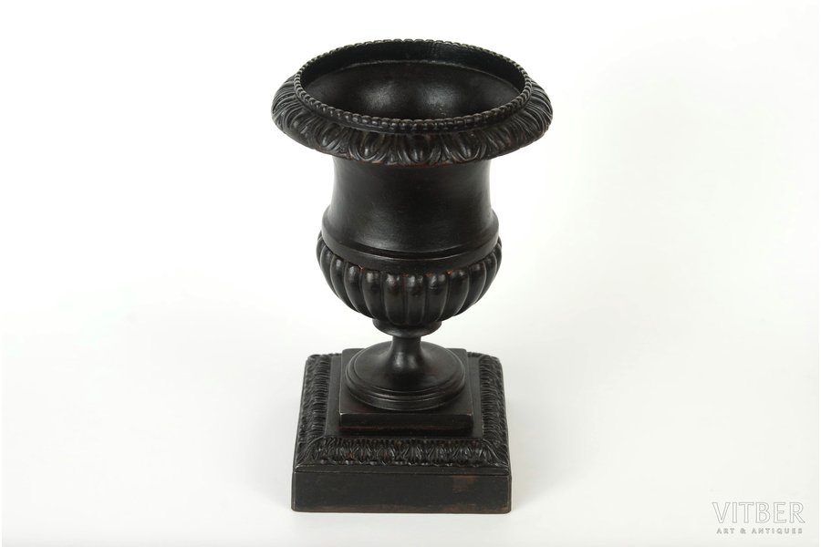 cup, cast iron, 15 x 8 cm, wei...