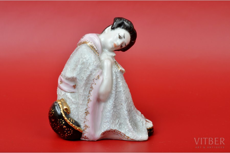 figurine, Chio-chio-san, porcelain, Riga (Latvia), USSR, Riga porcelain factory, molder - Rimma Pancehovskaya, the 50ies of 20th cent., 10 cm, 1st shape moulding, hand revision