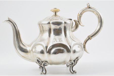 small teapot, silver, Craftsman Ivan Avdejev, 84 standard, 444 g, высота 13,3 cm, 1861, Moscow, Russia