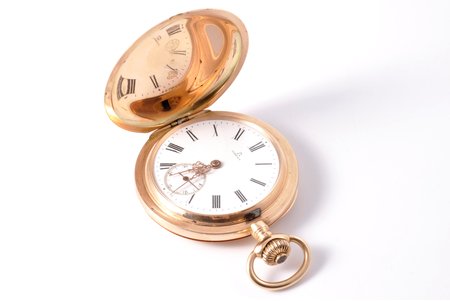 карманные часы, "Omega", Швейцария, рубеж 19-го и 20-го веков, золото, 56 проба, 139.90 г (вес изделия), ~65 г (вес золота), 6.8 x 5.5 см, исправные