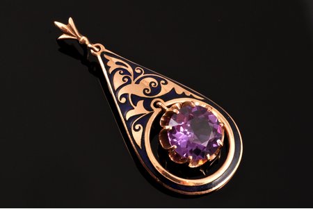 a pendant, gold, enamel, 583 standard, 6.45 g., the item's dimensions 4.9 x 2.1 cm, 1973, Baku Jewelry Factory, Baku, USSR, Azerbaijan