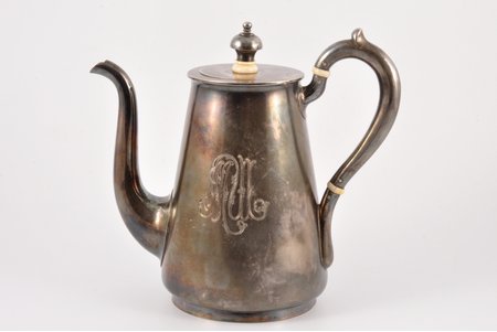 coffeepot, silver, 84 standard, 818.40 g, gilding, h 19 cm, firm of Gavriil Grachov, 1889, St. Petersburg, Russia