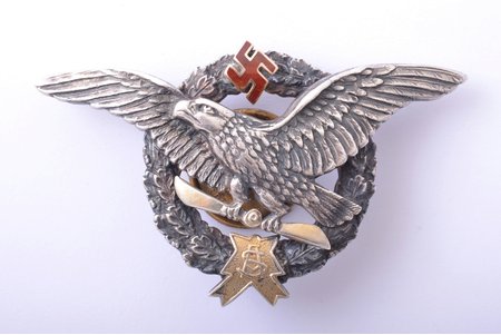 badge, Military Aviation School, silver, gold, Latvia, 20-30ies of 20th cent., 42.7 x 70.3 mm, 30.30 g