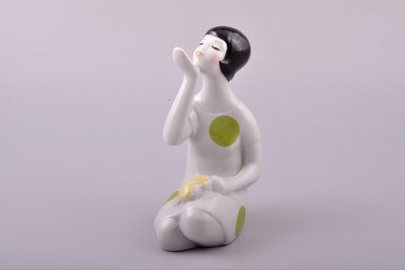 figurine, Dandelion, porcelain, Riga (Latvia), USSR, Riga porcelain factory, molder - Aina Mellupe, 1948-1970, 13.9 cm, second grade