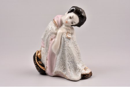 figurine, Chio-chio-san, porcelain, Riga (Latvia), USSR, sculpture's work, Riga porcelain factory, molder - Rimma Pancehovskaya, the 50ies of 20th cent., 10 cm