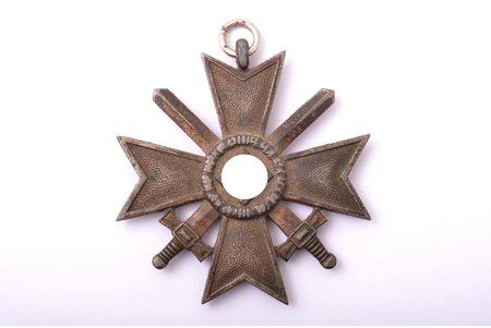 medal, War Merit Cross, Germany, 1939, 50.4 x 48.2 mm