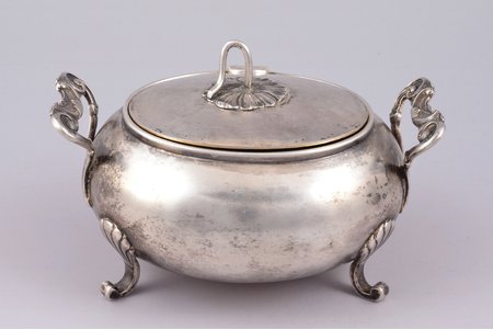 sugar-bowl, silver, 84 standard, 376.35 g, gilding, 10.1 x 16 x 11.9 cm, by Nikolay Zverev, 1896-1907, Moscow, Russia