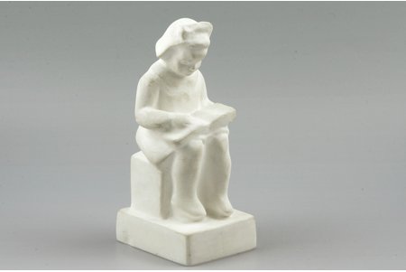 figurine, a Girl with a book, gypsum, Riga (Latvia), USSR, sculpture's work, molder - Lūcija Otīlija Žurgina, 1962, 15 cm