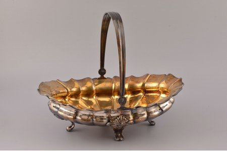 candy-bowl, silver, 830H standart, 562.60 g, gilding, 27.9 x 20.5 cm, h (with handle) 22.4 cm, 1971, Finland