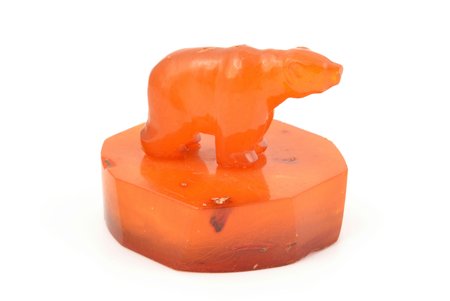 figurine, "Bear", 40.40 g., the item's dimensions 4.2 x 5.3 x 5.3 cm, base - amber, figurine - pressed amber, micro chips (on the bear's ear and back, on the edge of base)