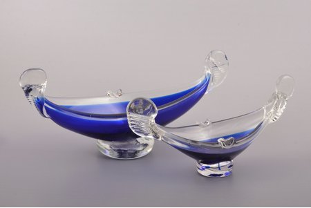 set of 2 candy-bowls, Līvāni Glass factory, Latvia, 11.2 x 26 x 8.8 / 10.6 x 20.5 x 7.8 cm