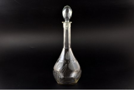 karafe, Lorupa stikla rūpnīca, kristāls, Igaunija, 20 gs. 20-30tie gadi, h (ar korķi) 30.3 cm, neliels robiņš uz kakliņa malas