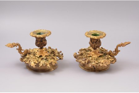 pair of candle-holders, bronze, H 11 / Ø 13 cm, weight 1900 g., the 19th cent.