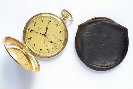 pocket watch, "Omega", Switzerland, the beginning of the 20th cent., gold, 585, 14 K standart, 71.3 g, Ø 48 mm, mechanism in working order, inner cover - metal
