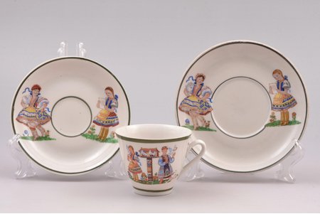 coffee trio, "Ukrainian folk dance", part of service "Marianna", decal by Ivan Khorkov, porcelain, Rīga porcelain factory, Riga (Latvia), USSR, h (cup) 5.4 cm, Ø (saucers) 12.1 / 11 cm, without hallmark