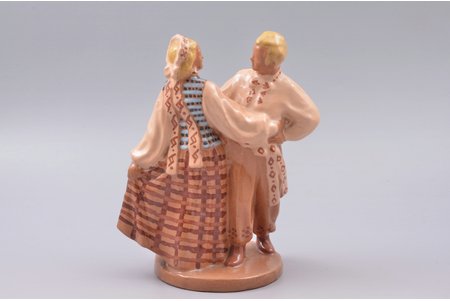 figurine, Folk dance, ceramics, Lithuania, USSR, Kaunas industrial complex "Daile", molder - L.Belvertajte, the 50-60ies of 20th cent., 19 cm