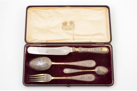 set, silver, set consisting of a table knife and fork, a soup spoon and a teaspoon, 84 standard, 189.5 + 141.5 g, (141.5 g. knife weight), engraving, niello enamel, gilding, Ivan Khlebnikov factory, 1889, Moscow, Russia