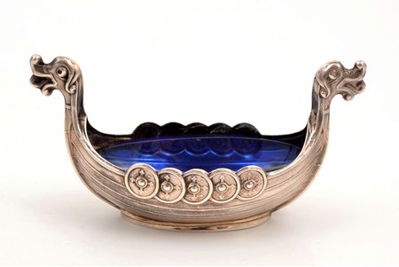 saltcellar, silver, "Boat", 925S standard, silver weight 17.6 g, with glass insert, 3.4 x 8.3 x 4.2 cm, Norway