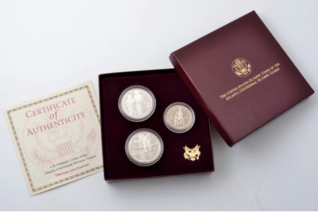 set of 3 coins, 1 dollar, 1/2 dollar, 1995, Atlanta Centennial Olympic Games, silver, nickel, USA, Proof, in a case, with certificate of authenticity