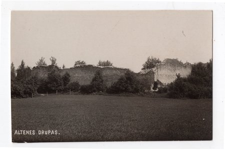 fotogrāfija, Altenes pilsdrupas, uzspridzinātas būvējot Pļaviņu HES, Latvija, 20. gs. 20-30tie g., 13.1x8.6 cm