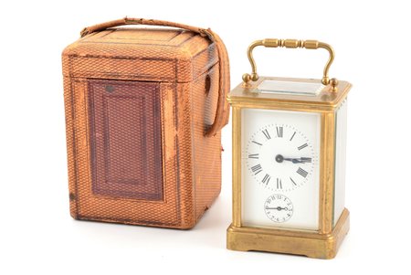 carriage clock, 14.5 x 7.8 x 6.8 cm, in a case