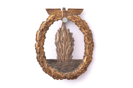 badge, Minesweeper War Badge (Kriegsabzeichen für Minensuch-, U-Boot-Jagd- und Sicherungsverbände), Third Reich, tombac, Germany, 40ies of 20 cent., 54 x 44 mm, Juncker