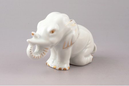 figurine, Little elephant, porcelain, Riga (Latvia), M.S. Kuznetsov manufactory, 1934-1940, 6.8 cm, first grade