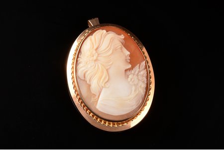 pendant-brooch, cameo, gold, 585 standard, 11.49 g., the item's dimensions 4 x 3.2 cm, Turku, Finland