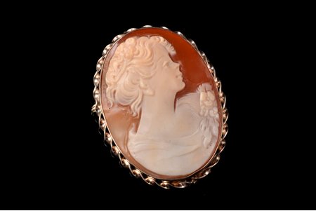 pendant-brooch, shell cameo, silver, 925 standard, 7.85 g., the item's dimensions 4.4 x 33.4 cm, Italy