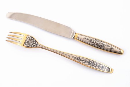 set of 2 flatware items: fork (silver) and knife (silver/metal), 875 standard, total weight of items 108.45 g, niello enamel, gilding, 18.6 / 20.8 cm, The "Severnaya Chern" factory of Veliky Ustyug, 1965-1966, USSR