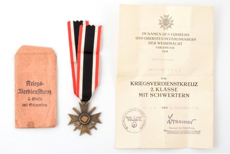 знак с документом, Крест за военные заслуги 2-го класса с мечами, награжден в Риге, бронза, Германия, 1942 г., 49 x 48 мм, с конвертом