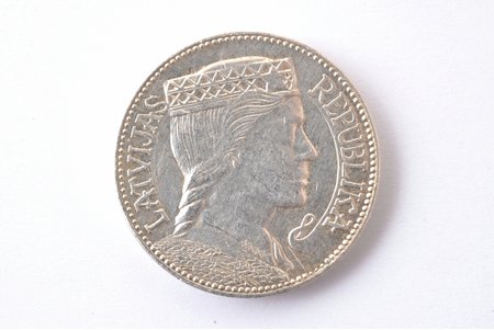 жетон, "Parex Latvijai", серебро, Латвия, 90-е годы 20-го века, Ø 22.1 мм, 10.47 г, отчеканен из собственных запасов серебра Parex Bankа