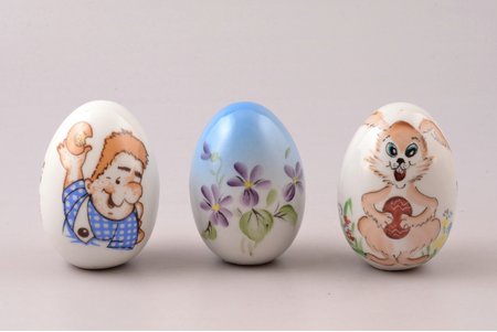 set of 3 Easter eggs, porcelain, Rīga porcelain factory, Riga (Latvia), h 6 cm, Ø 4.3 cm