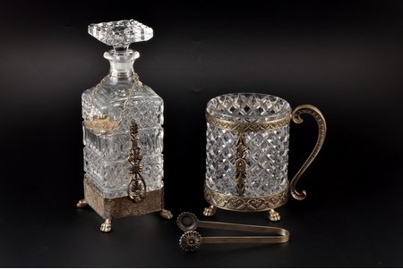 set of carafe and ice tray, Echt Bleikristall, crystal / silver plated metal, Germany, the 20th cent., carafe h 25.5 cm (with stopper), ice tray h 14.5 cm