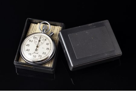 секундомер, "Агат", СССР, 80-е годы 20го века, металл, 6.8 x 5.5 см, Ø 55 мм, в оригинальной коробке с документом