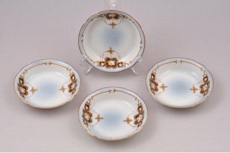 set of 4 jam dishes, porcelain, M.S. Kuznetsov manufactory, Russia, the beginning of the 20th cent., Ø 9.4 cm, Dmitrov factory, chip on the surface of one jam dish