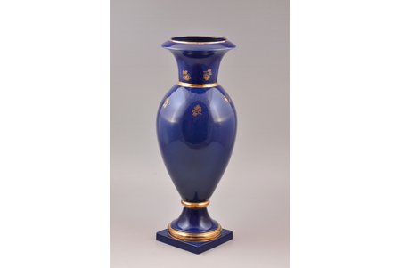 vase, porcelain, sculpture's work, signed by L. Maceha, h 41.6 cm