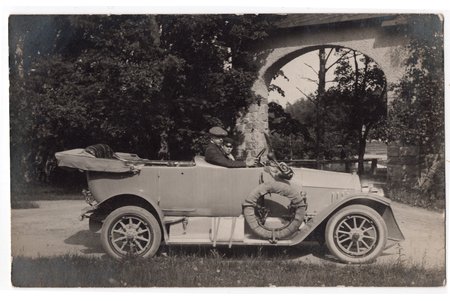 photography, passenger car, Latvia, 20-30ties of 20th cent., 14х8.8 cm