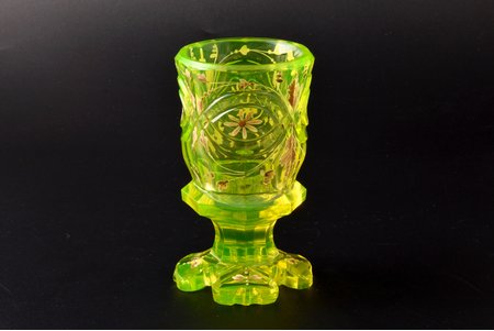 cup, uranium glass, Bohemia, the 19th cent., h 12.3 cm, traces of everyday use